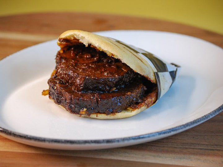 Arepa de Lomo Negro